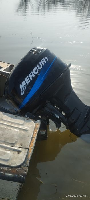 Продаётся меркури 40,