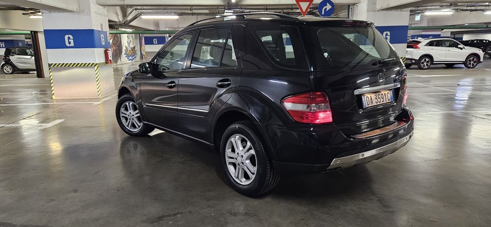 Mercedes ML, 3.0 diesel, 4 MATIC (4x4), DVD fata-spate, FULL-OPTION
