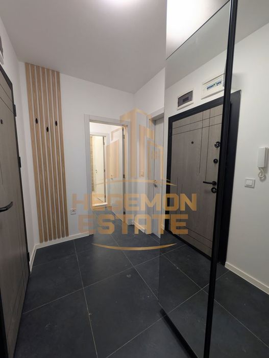 Продава се Двустаен апартамент в Варна, Възраждане 3 - 98 кв.м за 1079 €/кв.м - Снимка #10