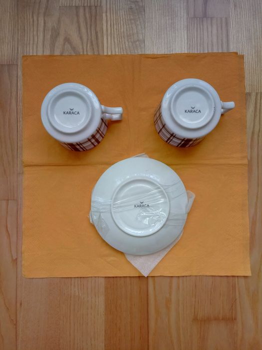Set doua cesti cu farfuriute-Karaca- Nou și nefolosit.