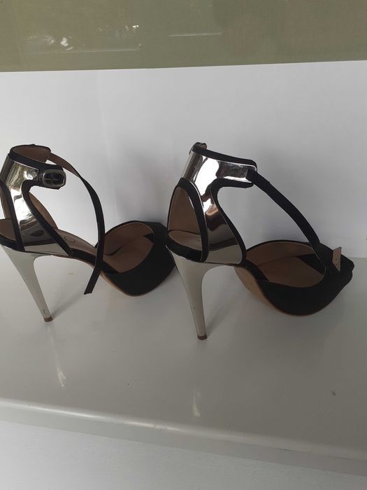Sandale elegante