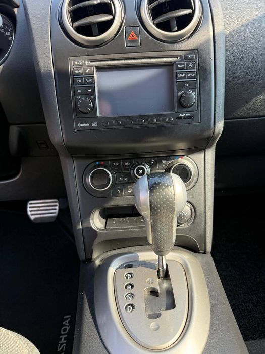 NISSAN Qashqai 0 — imagine 3
