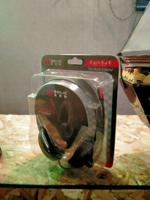 Продам  наушники