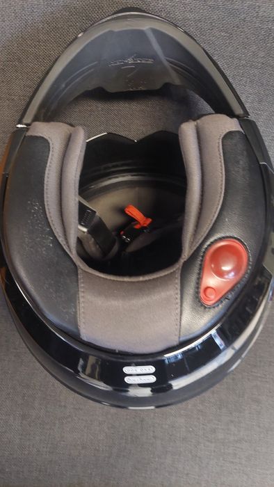 Каска Scorpion Exo 300 Черен Цвят