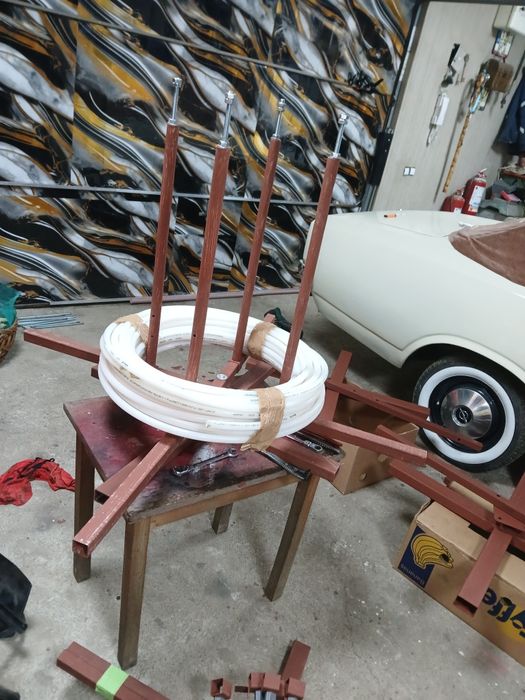 Derulator pentru teava ancalzire pardoseala