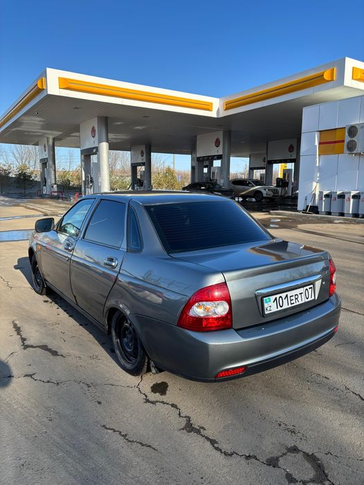 Машина сатылады приора