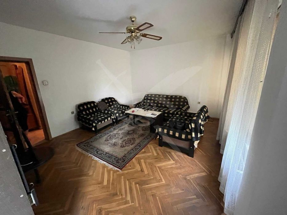 Продава се Тристаен апартамент в Пловдив, Кършияка - 91 кв.м за 2198 €/кв.м - Снимка #3
