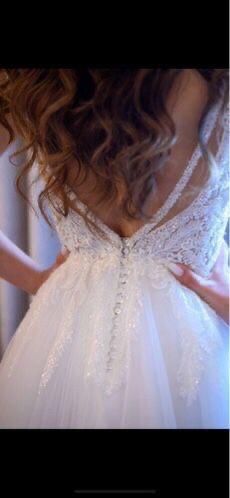 Vand rochie mireasa Maya Fashion
