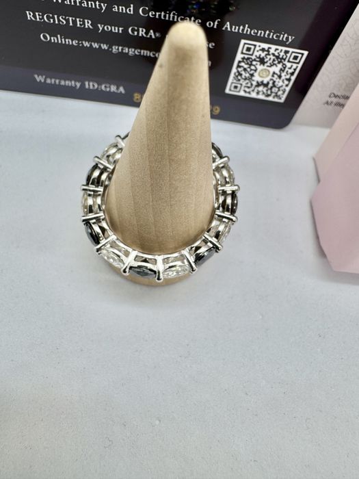 Сребърен пръстен с мойсанит (Диамант) 7.5 карата