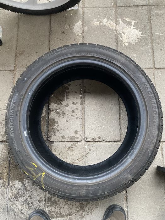 Комплект зимних шин yokohama