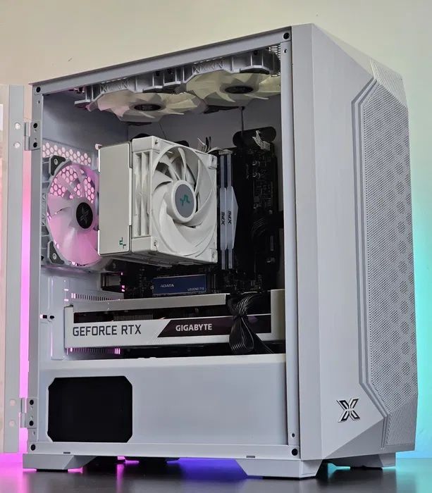 Геймърски Компютър RTX 5060Ti 8GB | Ryzen 5-7500F  Gaming PC