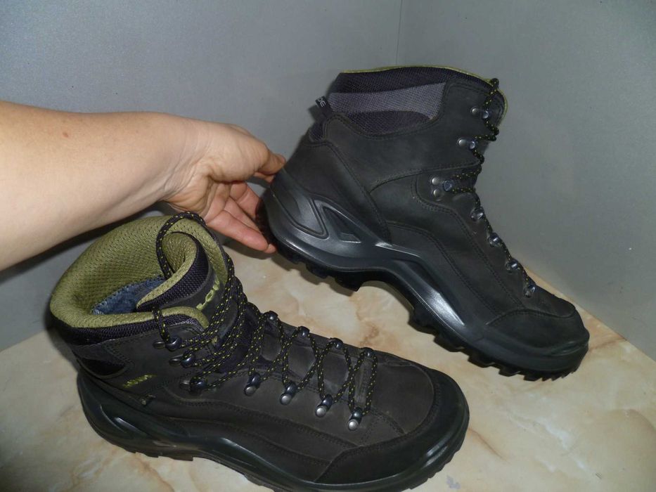 LOWA Gore-tex №46