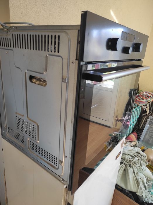 Фурна за вграждане Samsung, много запазена