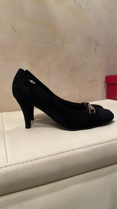 Сапоги женские 37 размера