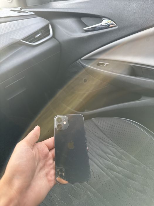 Продам iPhone 12 mini