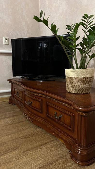 Тумба под телевизор