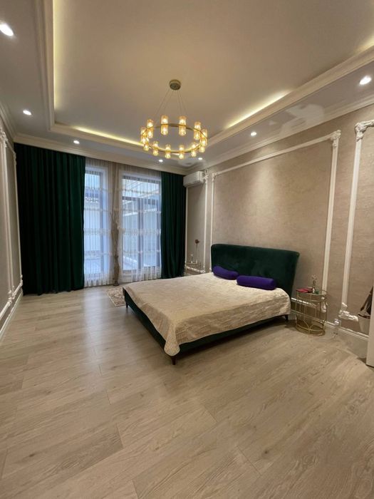 Сдается в аренду евродом с зади Гостиница Россия