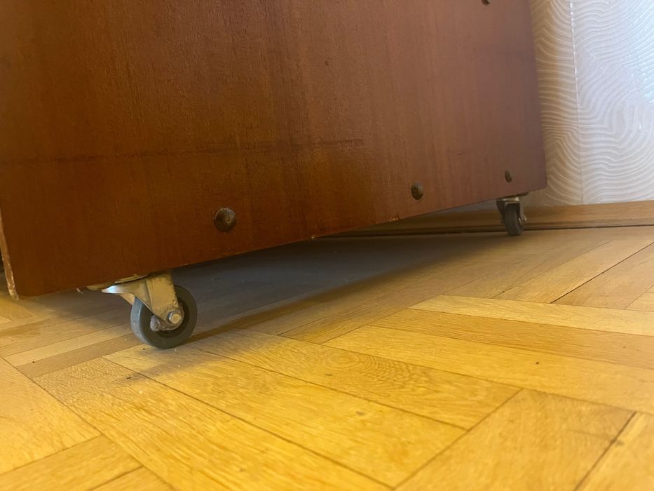 Бебешка кошетка със шкафчета - запазена