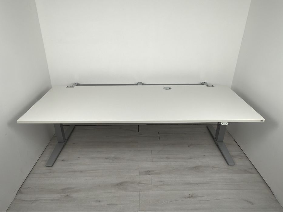 Бюро Електрическо регулируем подходяща за офис или домашен  офис;