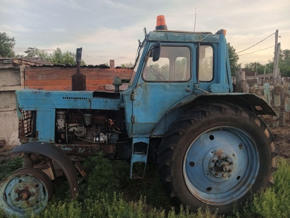 Мтз 80 на  активном ходу