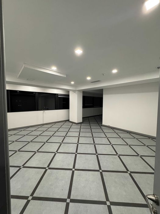 Сдаётся в аренду помещение под офис на Ц-1.