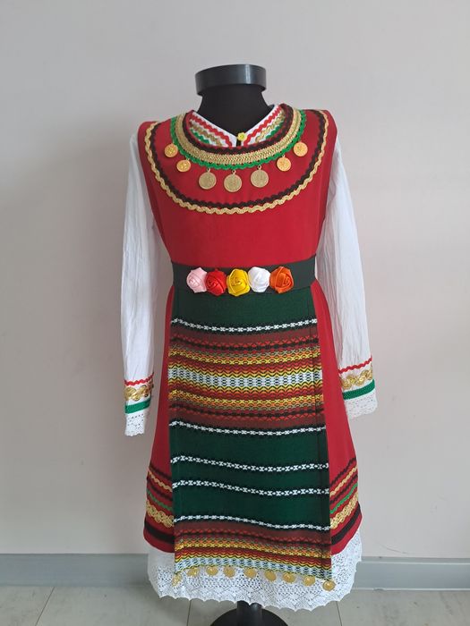 Детска носия за момиче