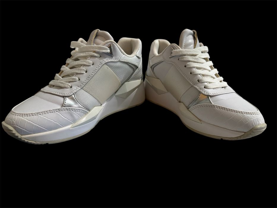 Дамски оригинални сникърси/мартонки/кецове GUESS