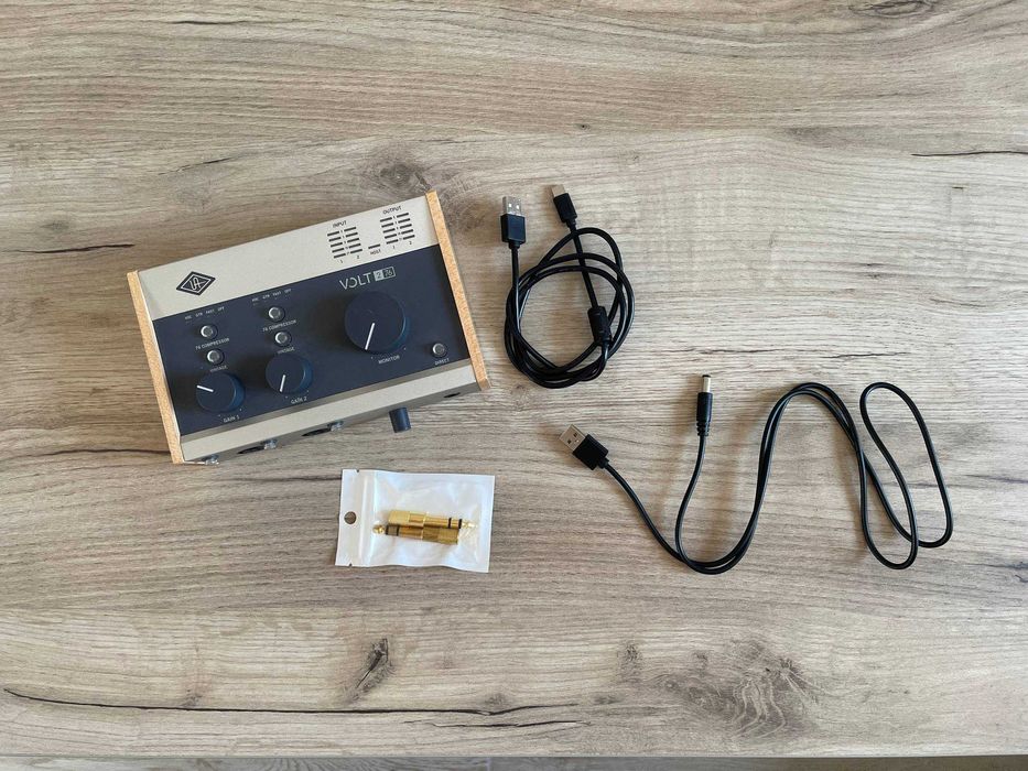 Universal Audio Volt 276 - Interfata audio USB (compresor 1176)