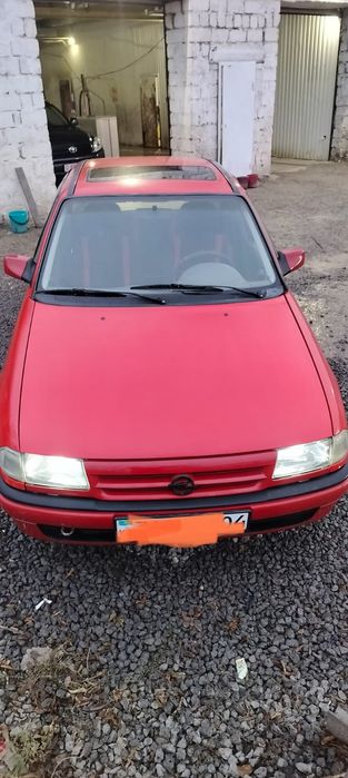 Автомобиль Opel Astra