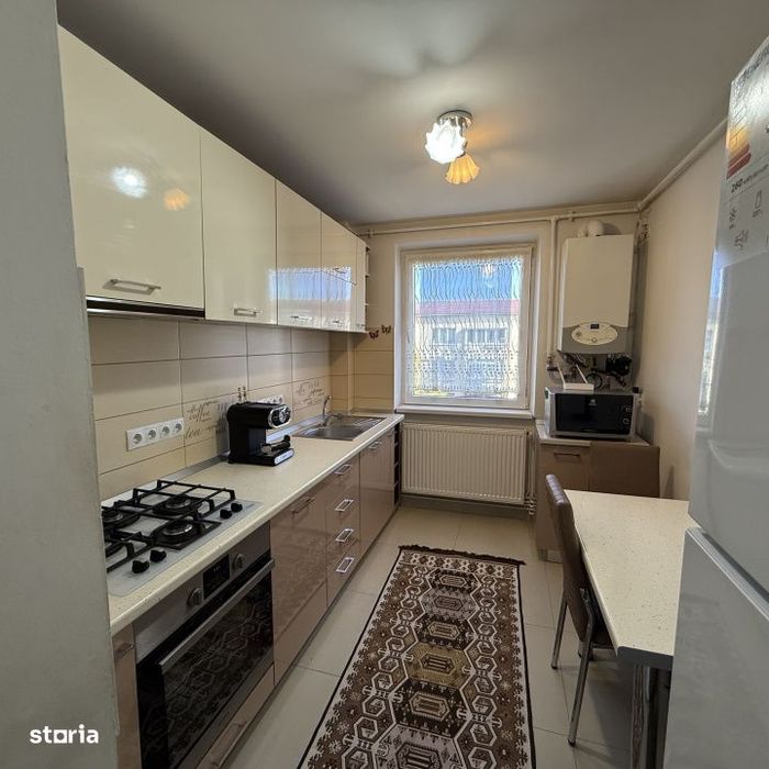 Apartament cu 2 camere, etaj 4/4, I. L. Caragiale