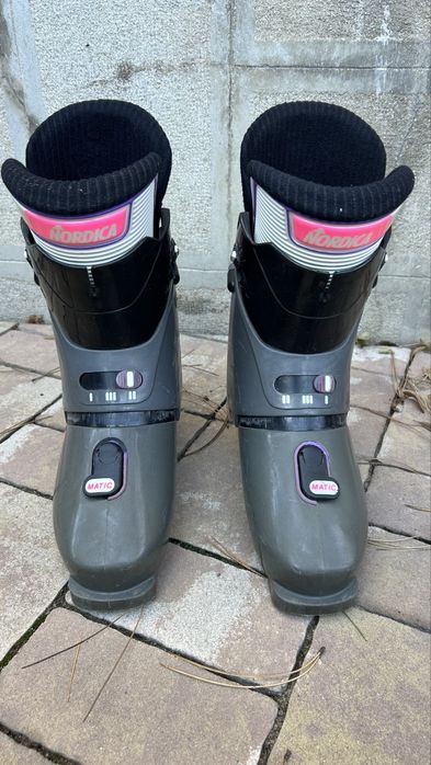 Super ofertă – clăpari de schi Nordica N 964