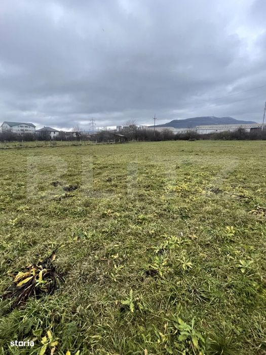 Teren de  2.760 mp, in zona excelenta, cu utilitati si potential ridic