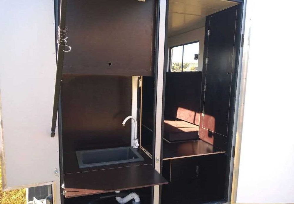 Продам прицеп дома на колесах