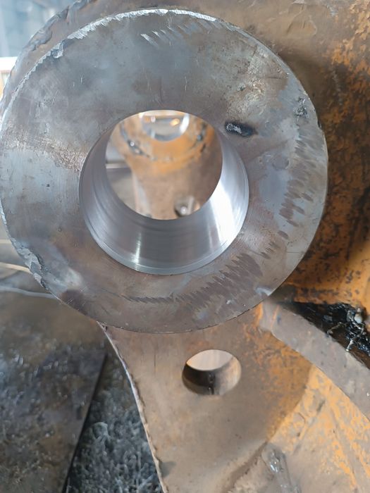 Ремонт ковшы экскаватор и погрузчик