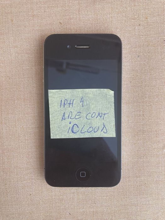 Iphon 4 blocat. Iphon 4 de piese / recarosare