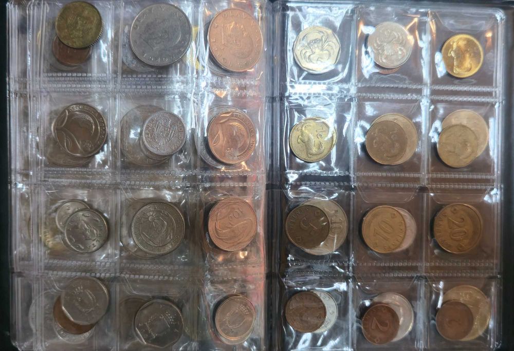 монети 7 държави  120 бр