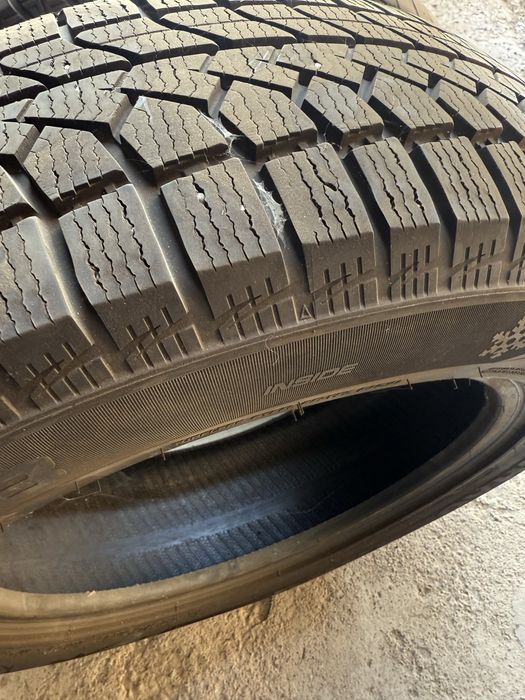Зимние шина 225/65R17