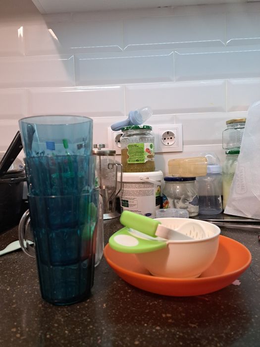 Продаём посуду все вместе