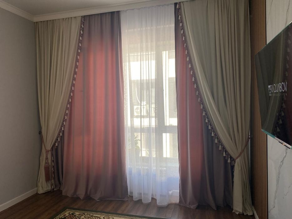 Продадим Шторы комплект