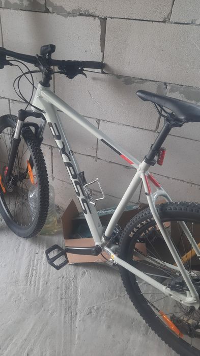 Bicicleta acess de vânzare