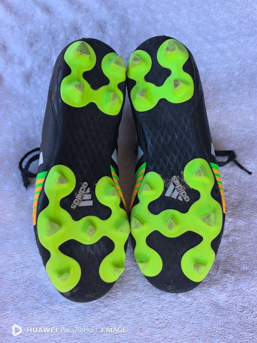 Детски бутонки adidas номер 36.5 стелка 23см