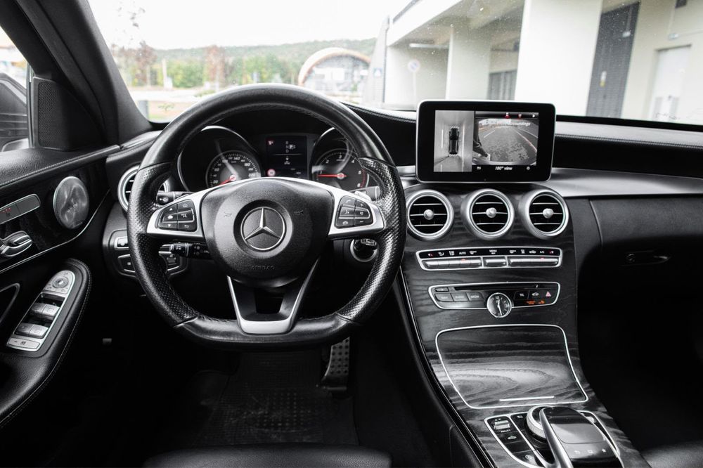 Vand Mercedes-Benz