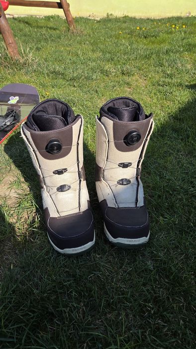 Snowboard Wedze si boots ThirtyTwo