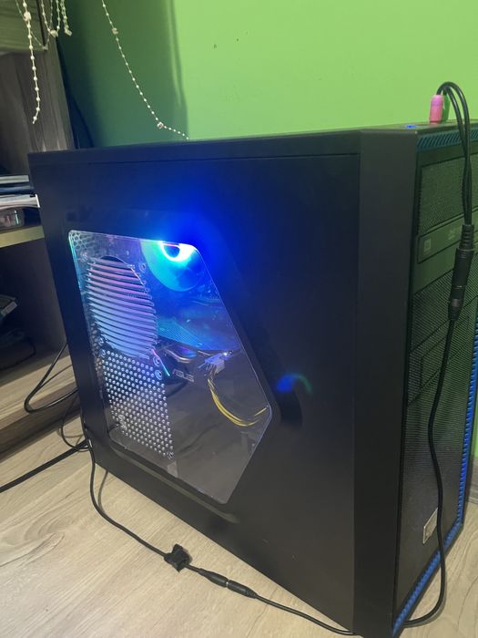 Настолен компютър