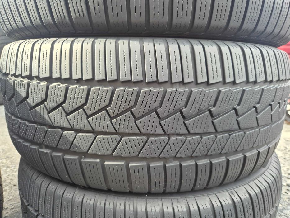 4 Anvelope de IARNA - 245/50/19 - Continental OEM BMW X3 X4 - APP NOI - DOT 2023 RFT