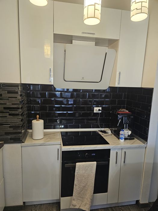 Renovare bucătărie fără demolare | Colantare mobilă bucătărie - Cluj