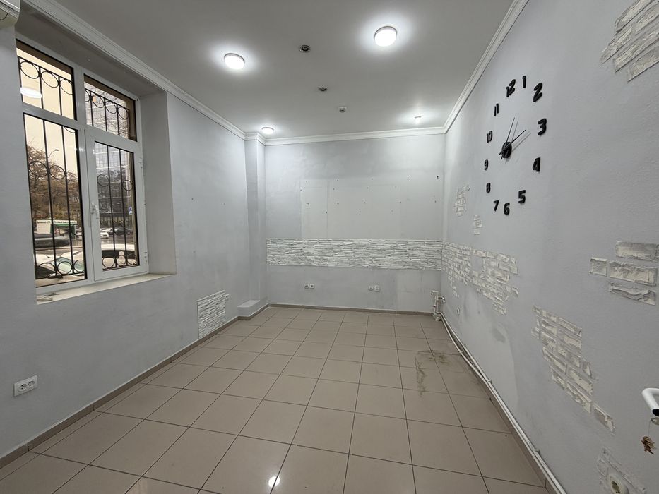 [SM] Аренда помещения под офис, салон, первая линия, ориентир Оккурган