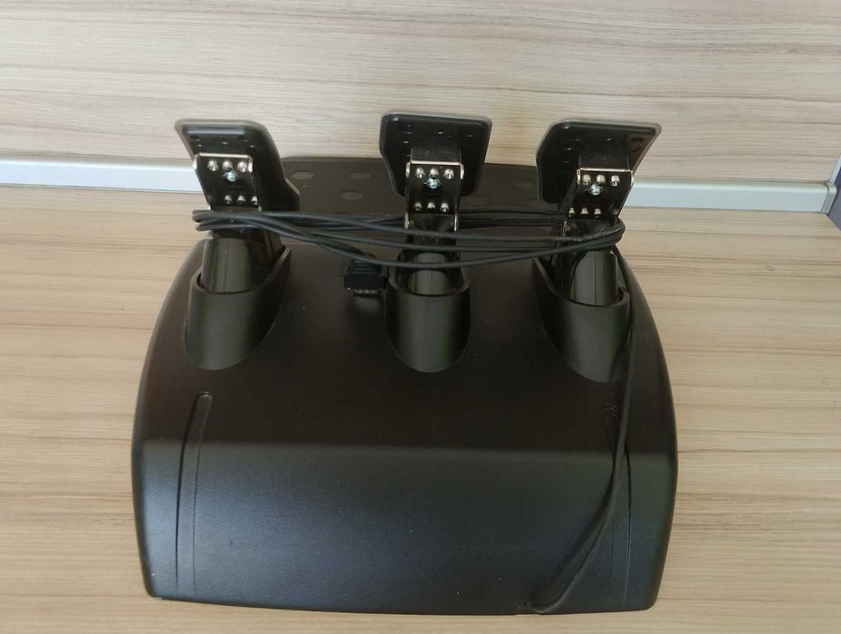 Гейминг волан (Logitech g29)