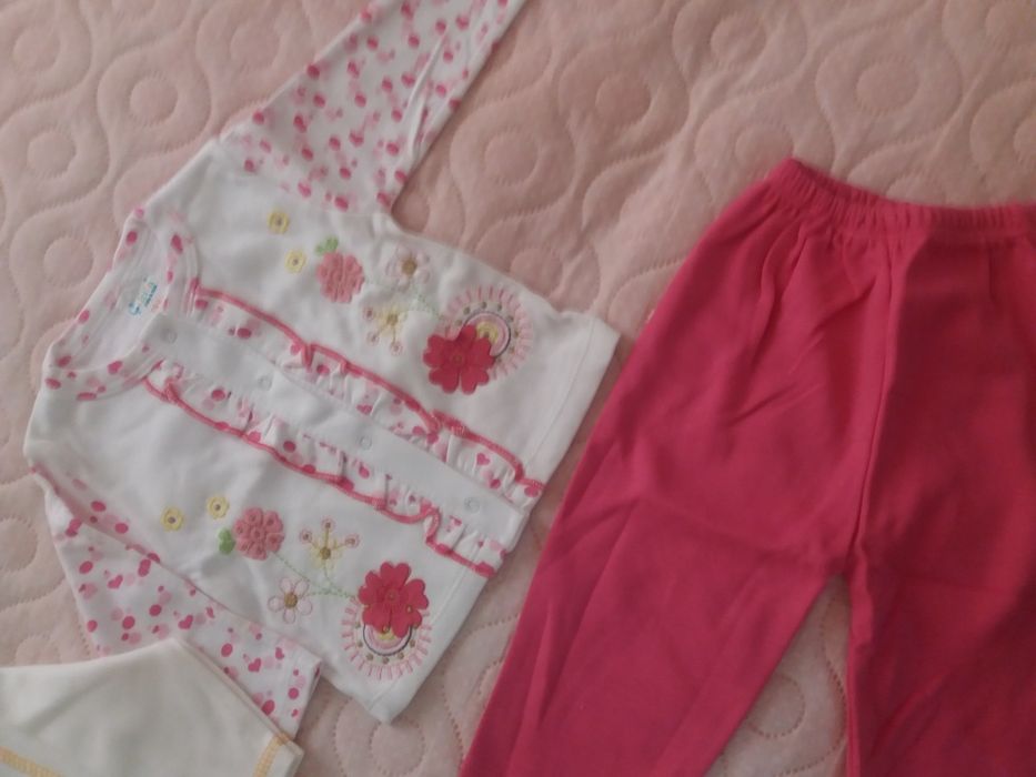 Костюмчик для новорожденого.!Турецкий! Комбинезон теплый.Все новое!