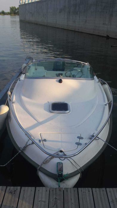 Barca semicabinata CAP  FERRET 452 CC